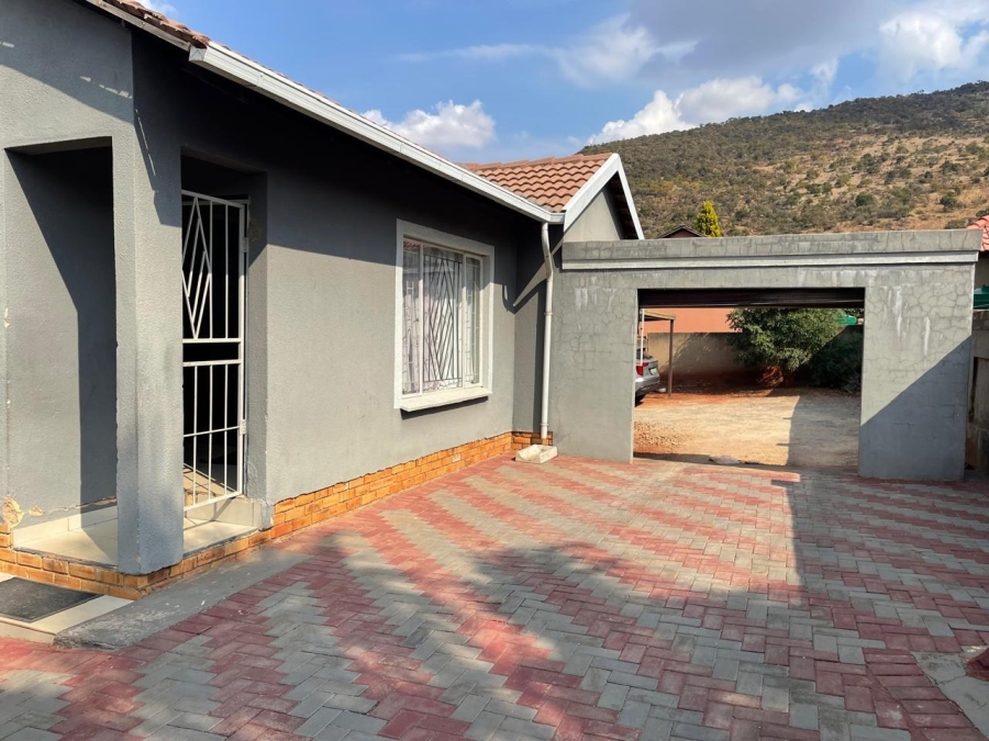 3 Bedroom Property for Sale in Tlhabane West North West